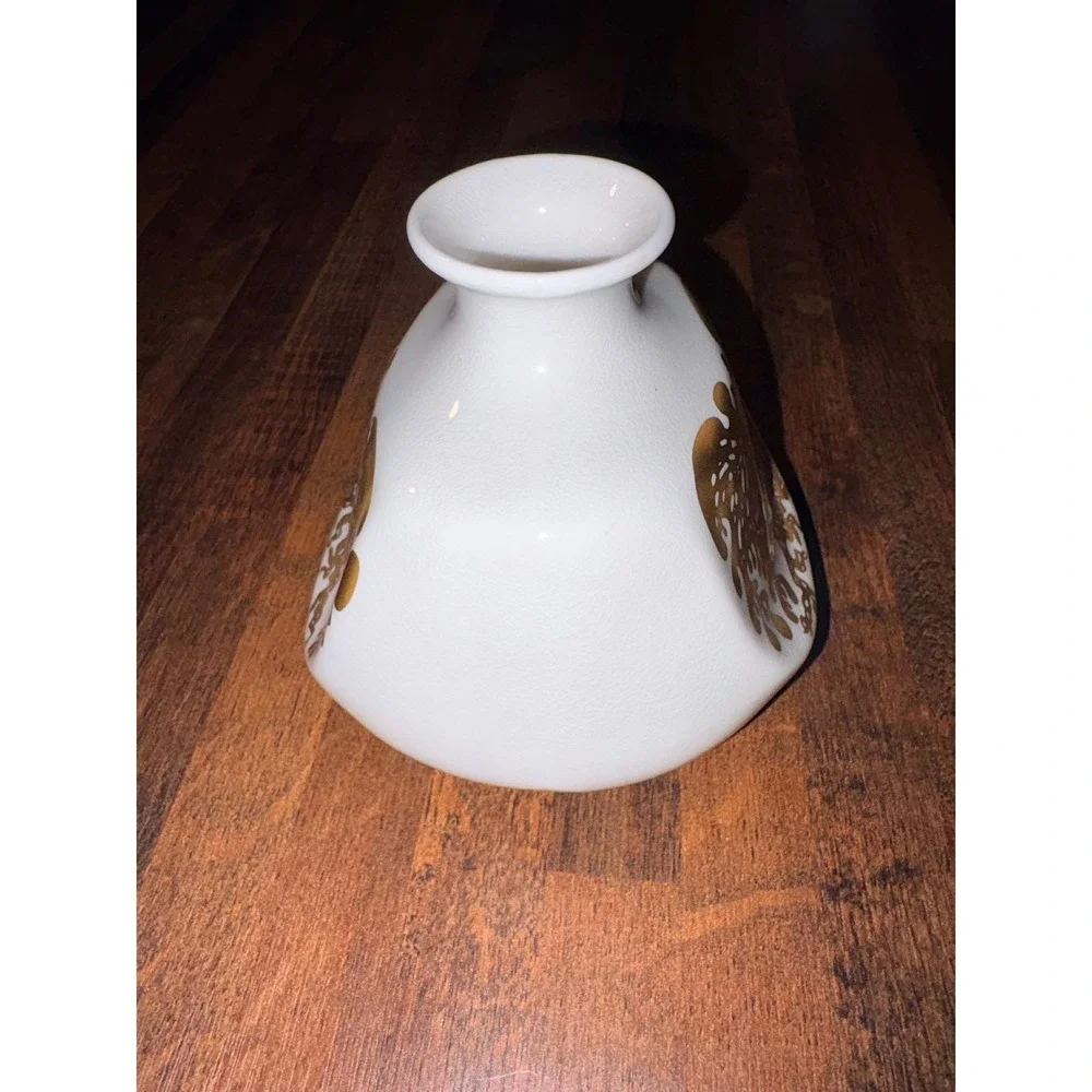 Highland Fine Bone China Scotland Bud Vase Gold Tree of Life White Crackle Glaze